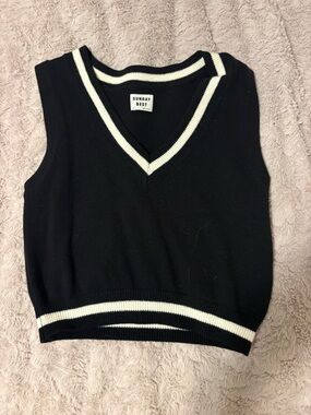 Aritzia Black V-Neck Sweater Vest